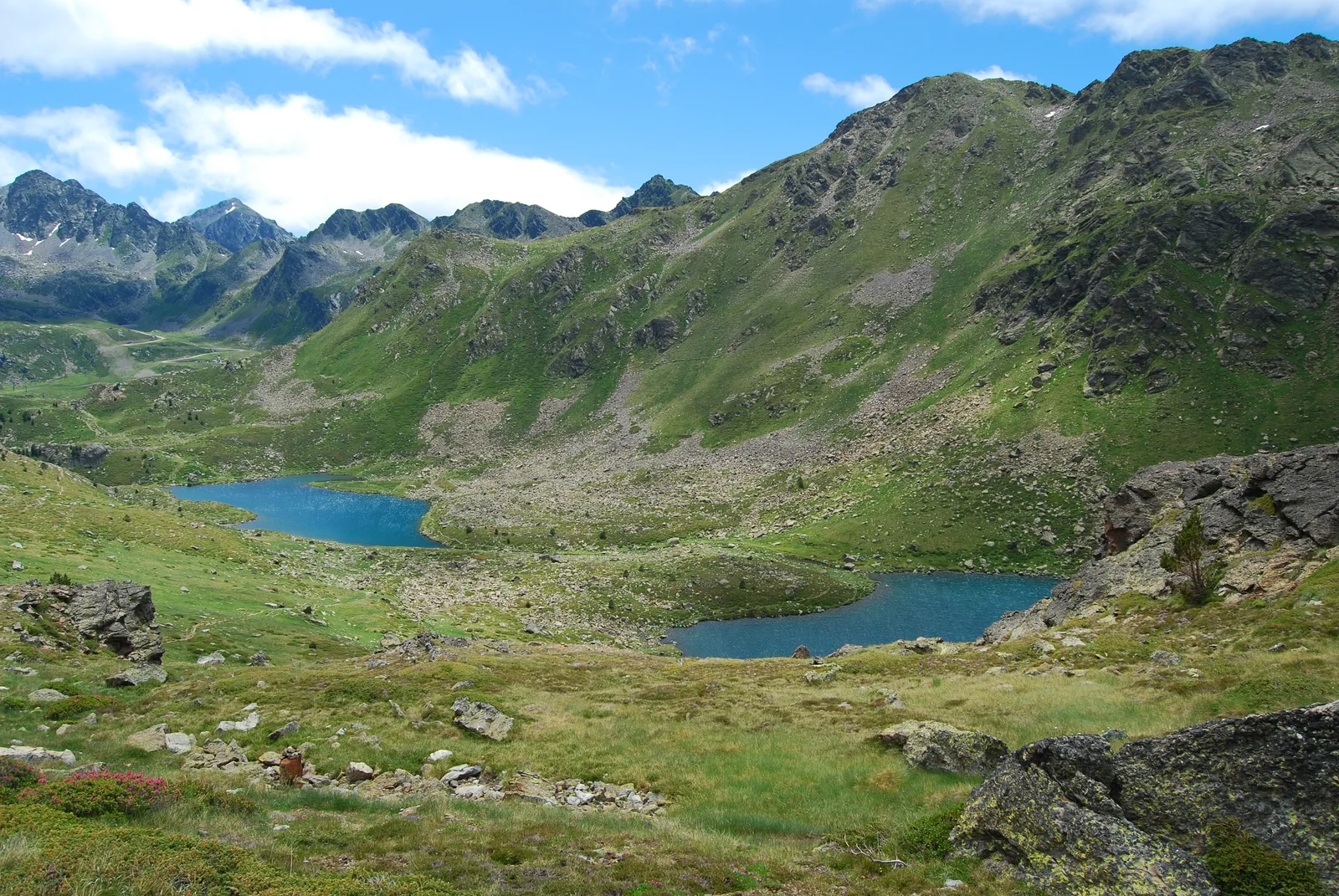 Les lacs de Tristaina, panorama cité sur le parcours 80K de Trail 100 Andorra by UTMB