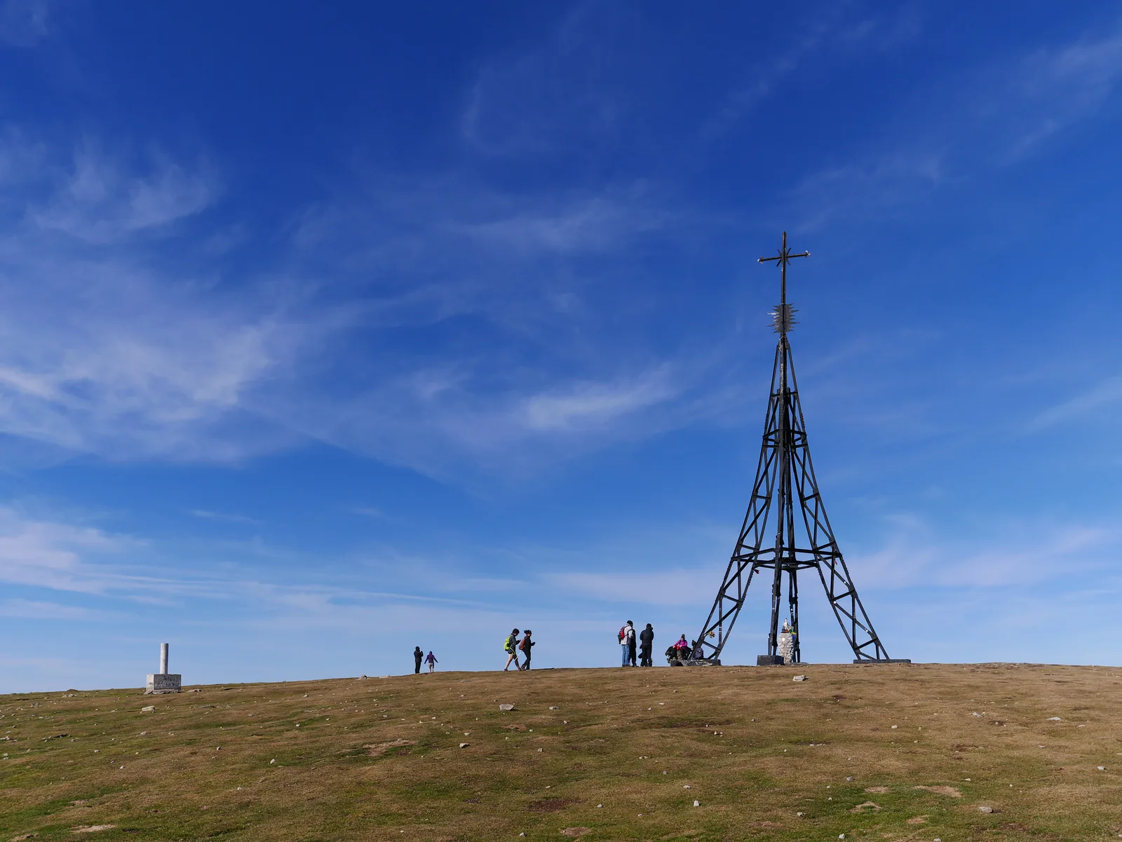 Summit cross on Gorbea, the third peak of Hiru Haundiak 2025