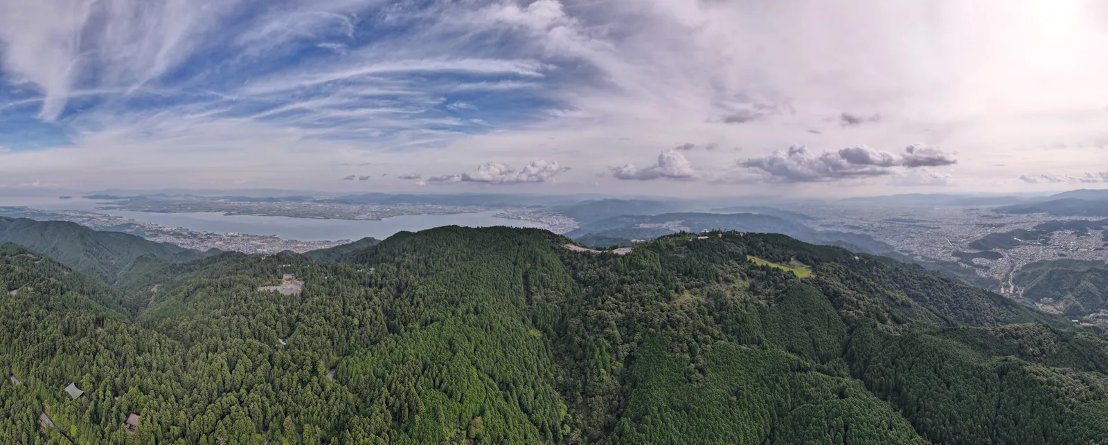 El monte Hiei y el lago Biwa, referencias del recorrido Lake Biwa 100