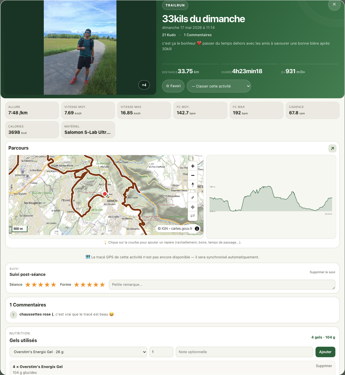 Trailboard activity detail with a photo, statistics and post-workout notes.